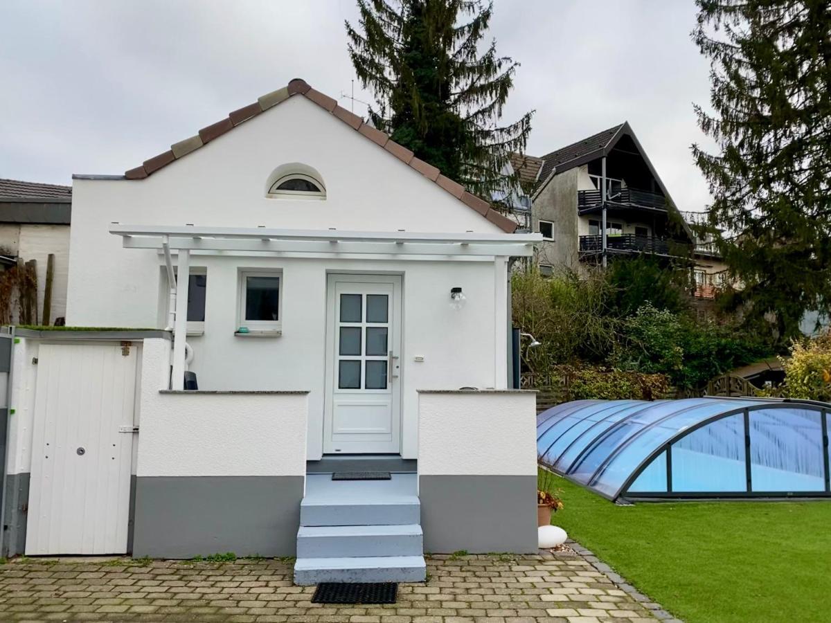 Haeuschen Im Garten In Der Muelheimer Altstadt Mülheim an der Ruhr Exterior foto